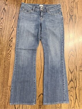 GAP Women's Faded Blue Essential Bootcut Jeans